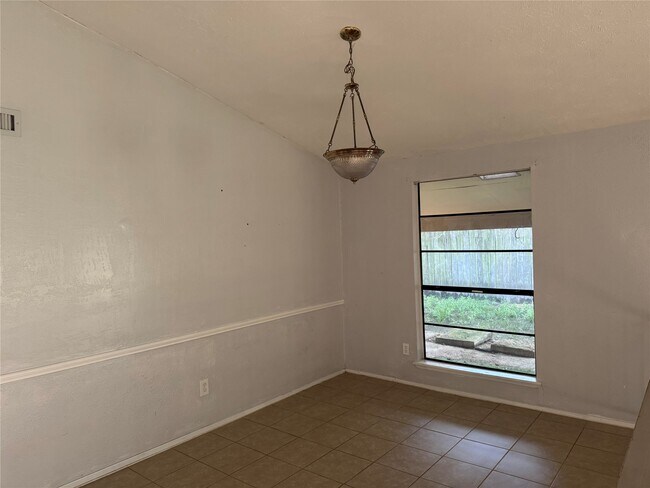 Building Photo - 3807 Cypressdale Dr