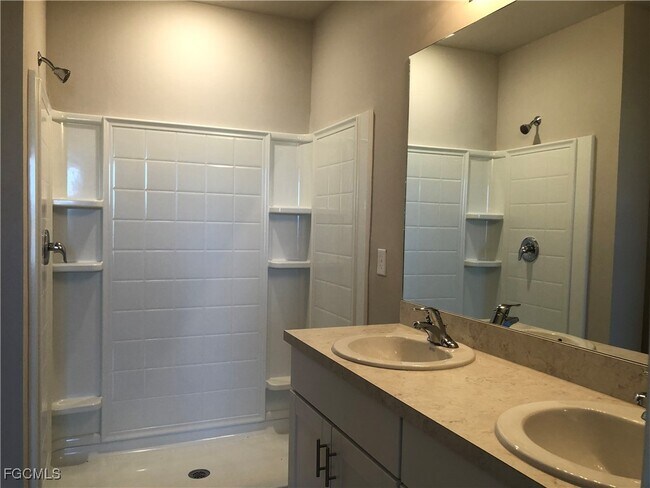 Building Photo - 8777 Swell Brooks Ct