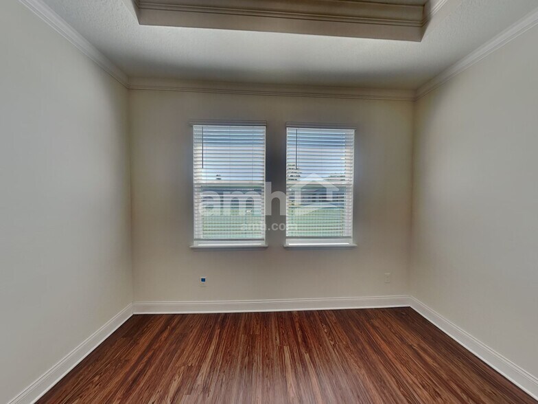 Building Photo - 2458 Ixora Ct