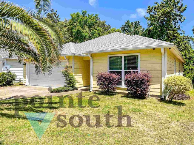 Primary Photo - 5920 N Bay Point Dr