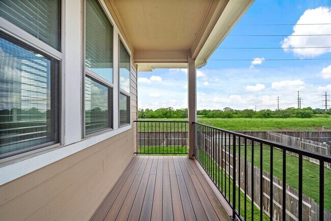 Building Photo - 2539 Terrace Point Dr