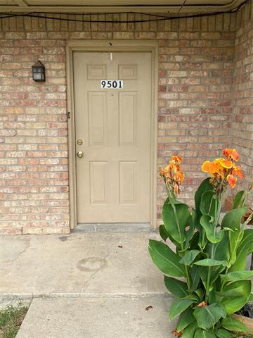 Building Photo - 9501 Westpark Dr