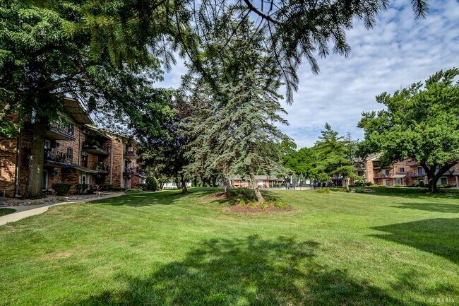 Building Photo - 5324 Waterbury Dr