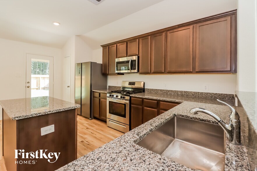 Building Photo - 22092 Juniper Crossing Dr