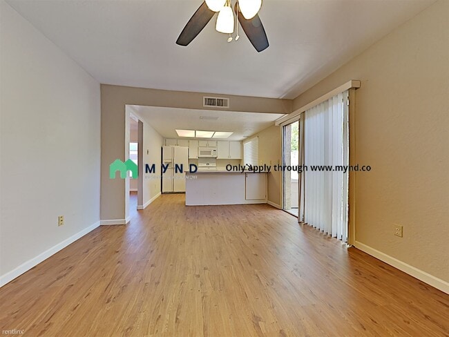Building Photo - 3 br, 2.5 bath  - 2506 W Caribbean Ln Unit 15
