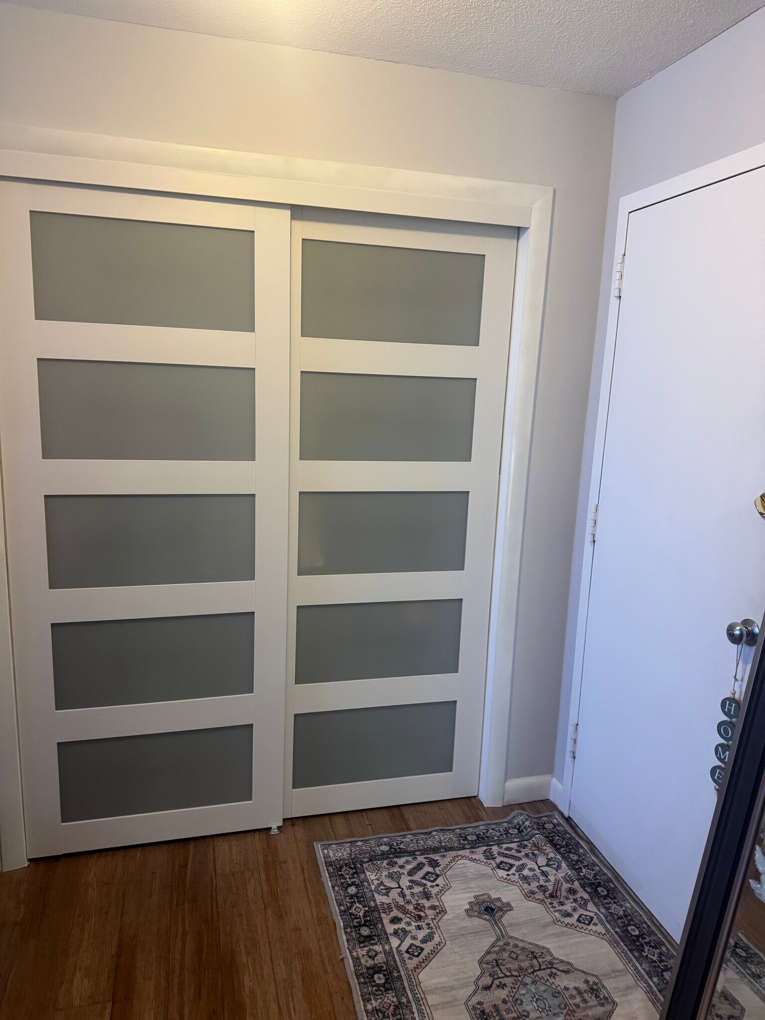 Building Photo - 1004 Paradise Rd