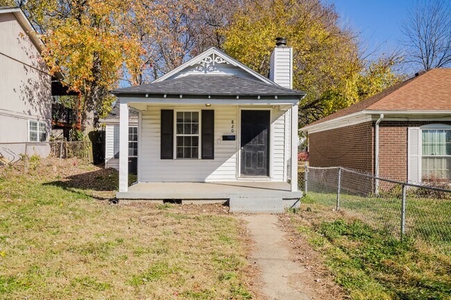 Building Photo - 820 Penn St