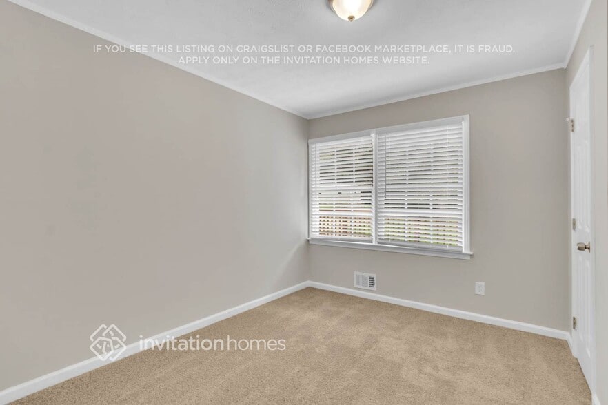 Building Photo - 3753 Briarcliff Dr