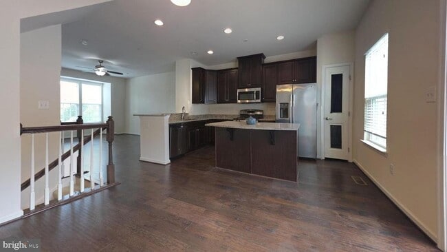 Primary Photo - 7209 Strawberry Fields Way