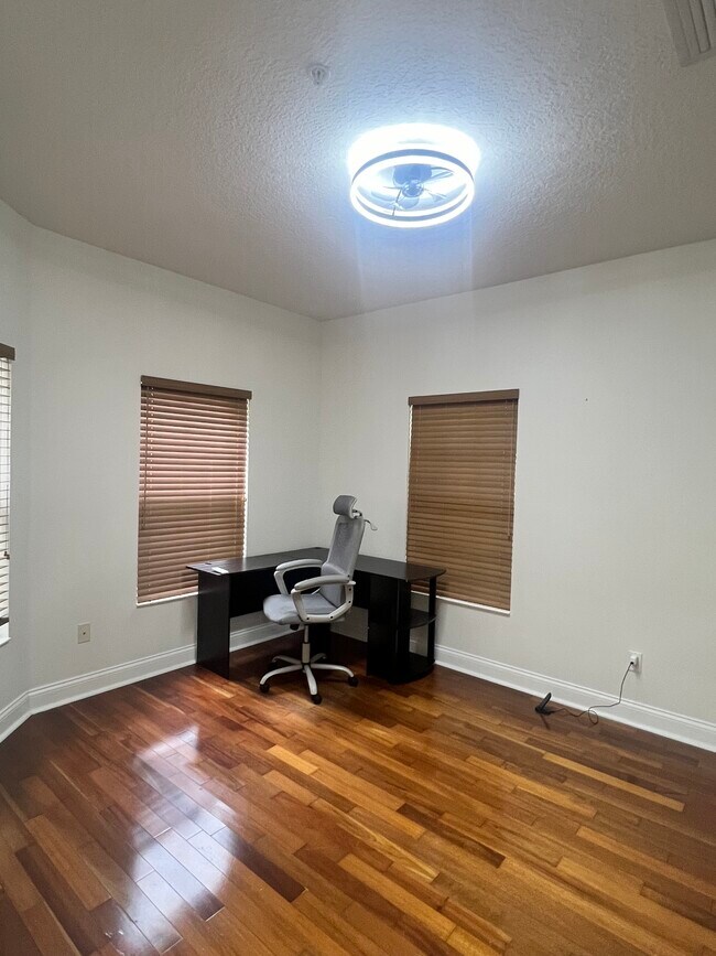 Building Photo - 7457 Regina Way