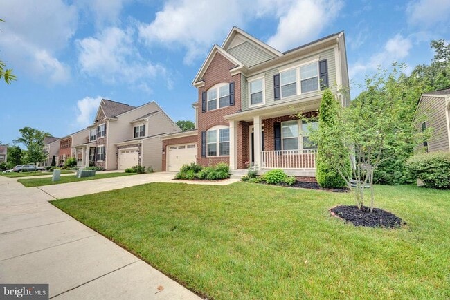 Building Photo - 8008 Hubble Dr