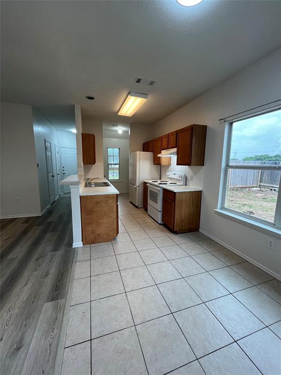 Building Photo - 3016 Aftonshire Way