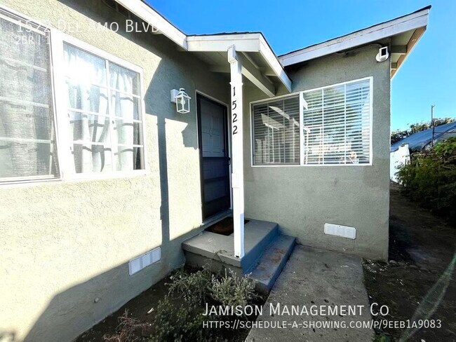 Building Photo - 1522 Del Amo Blvd