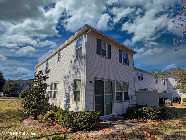 Building Photo - 13295 Didymus Dr