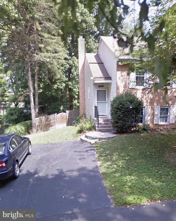 Building Photo - 10050 Wood Sorrels Ln