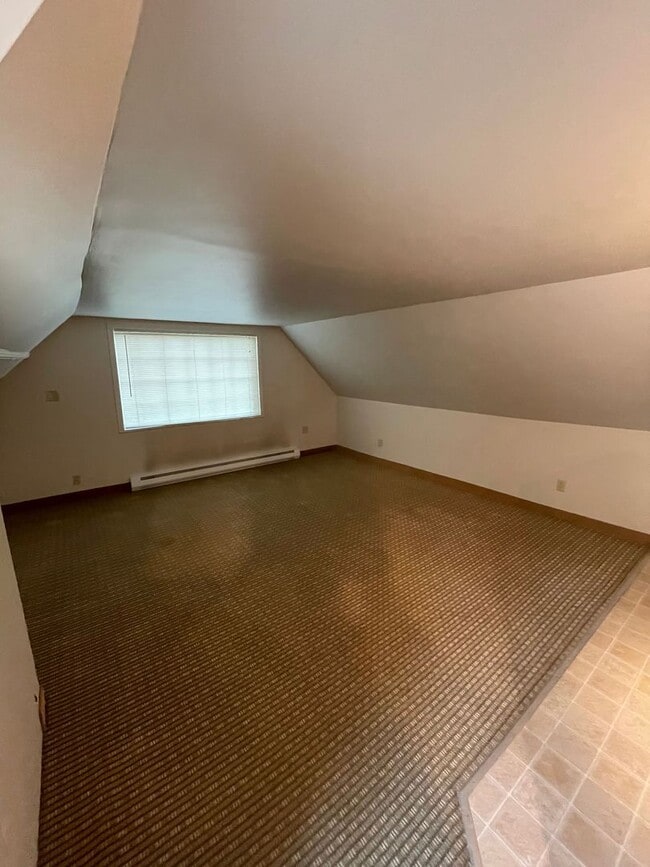 Building Photo - 1612 W 7th Ave