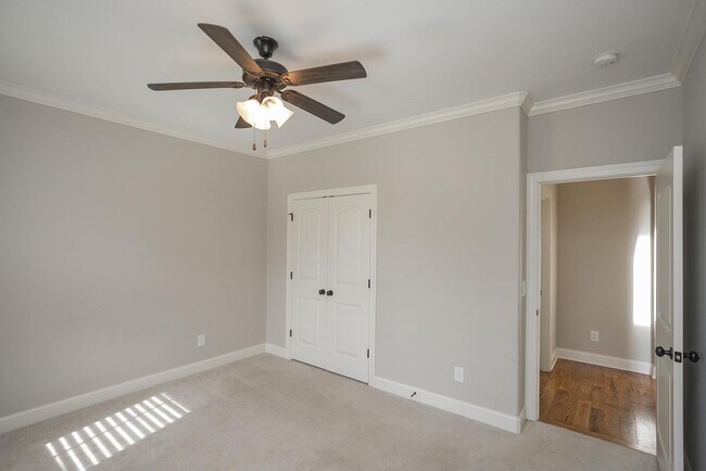 Building Photo - 7002 Brindle Ridge Way
