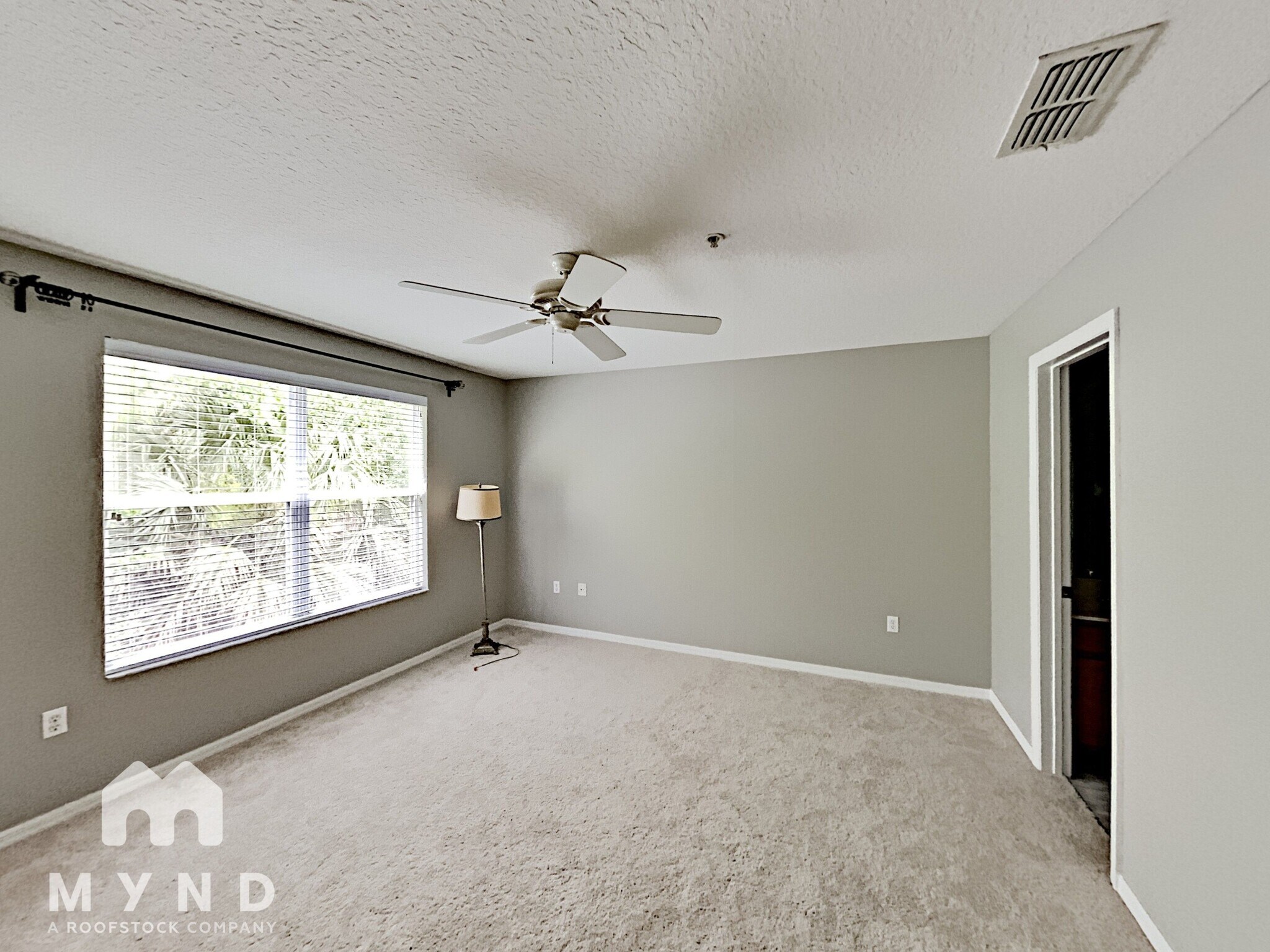 Building Photo - 303 Freedom's Ring Dr