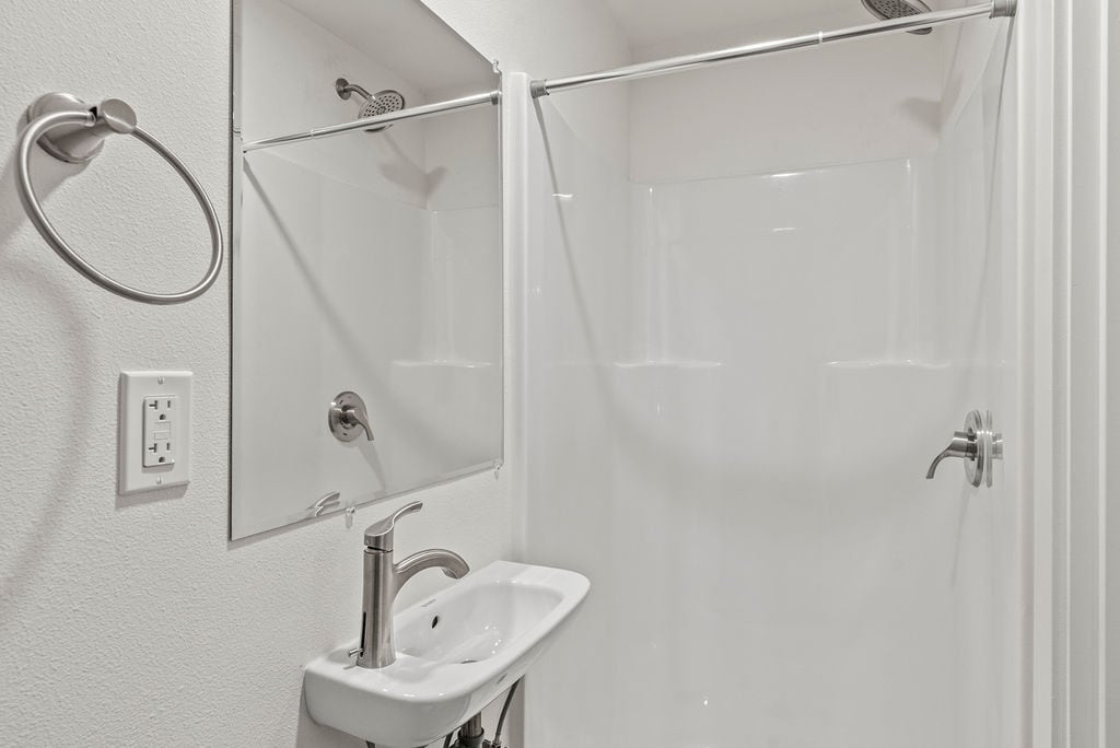 Bathroom - 2175 SE Stark St