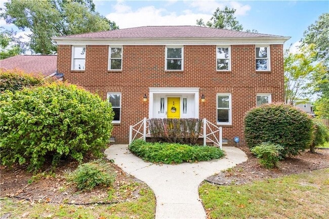 Primary Photo - 4125 Duke of Gloucester Dr