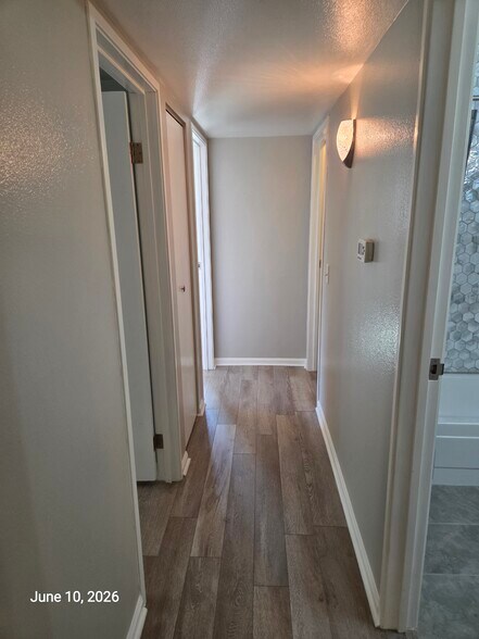 Building Photo - 8555 Fairmount Dr
