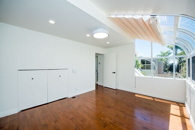 Building Photo - Huntington Harbour