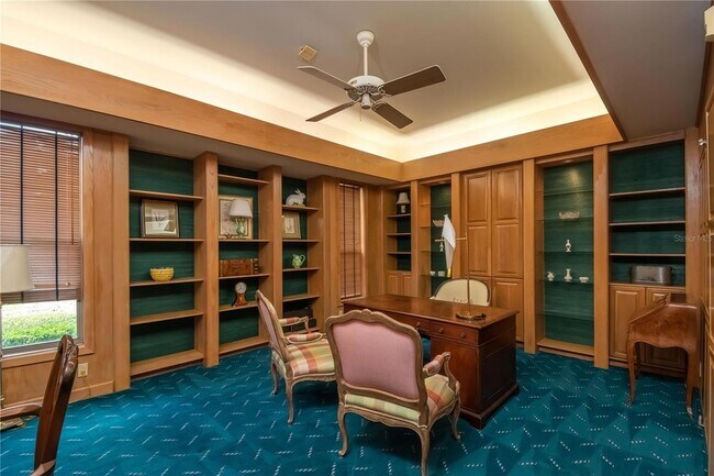 Building Photo - 5951 SW 21st Avenue Rd