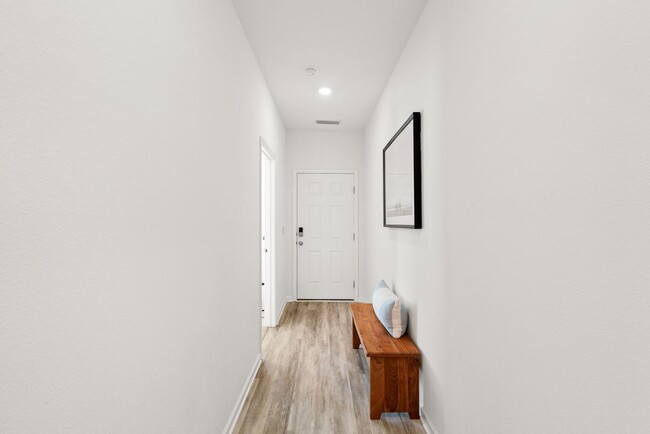 Building Photo - 39 Bluebeech St