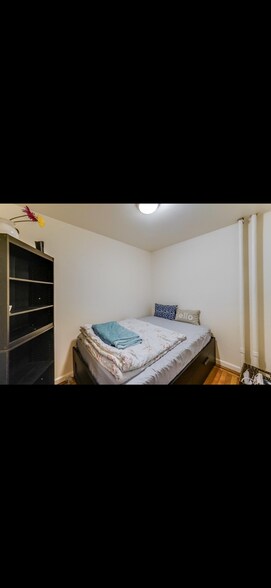 Building Photo - 1131 Washington St