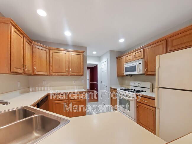 Building Photo - 11 Tupelo Ct