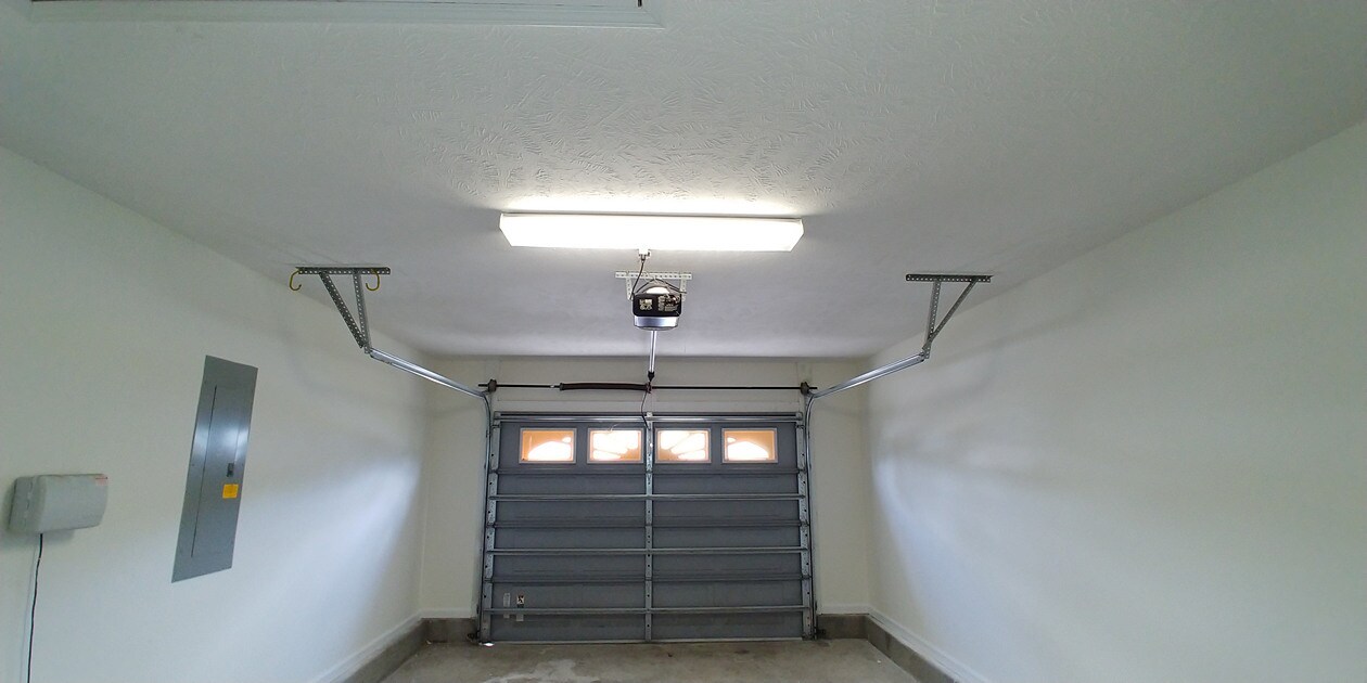 Building Photo - 1289 Gailard Dr