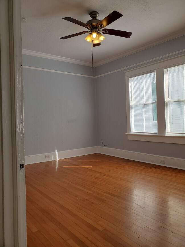 Bedroom 1 - 8 Fontainebleau Dr