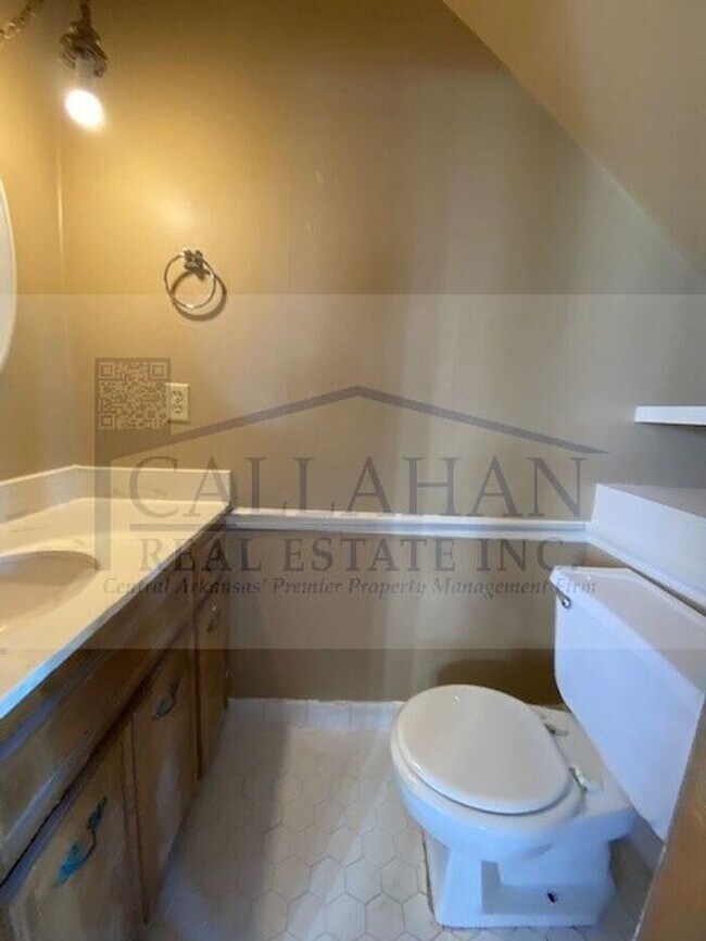 Building Photo - Shackleford Rd Townhome
