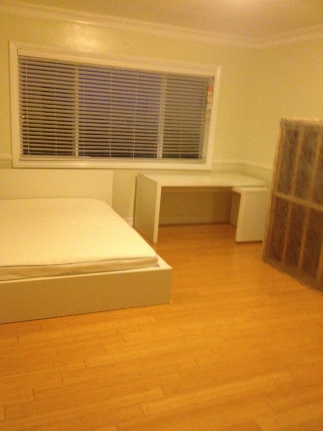 2nd Bedroom - 11370 W Sunset Blvd