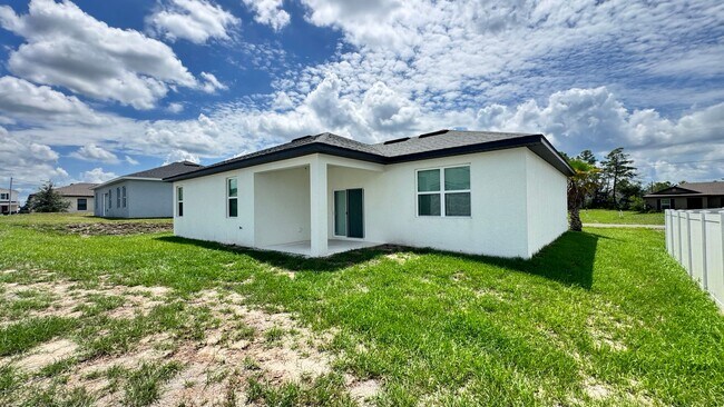 Building Photo - Beautiful 4 Br/2 Ba Home in Poinciana!!