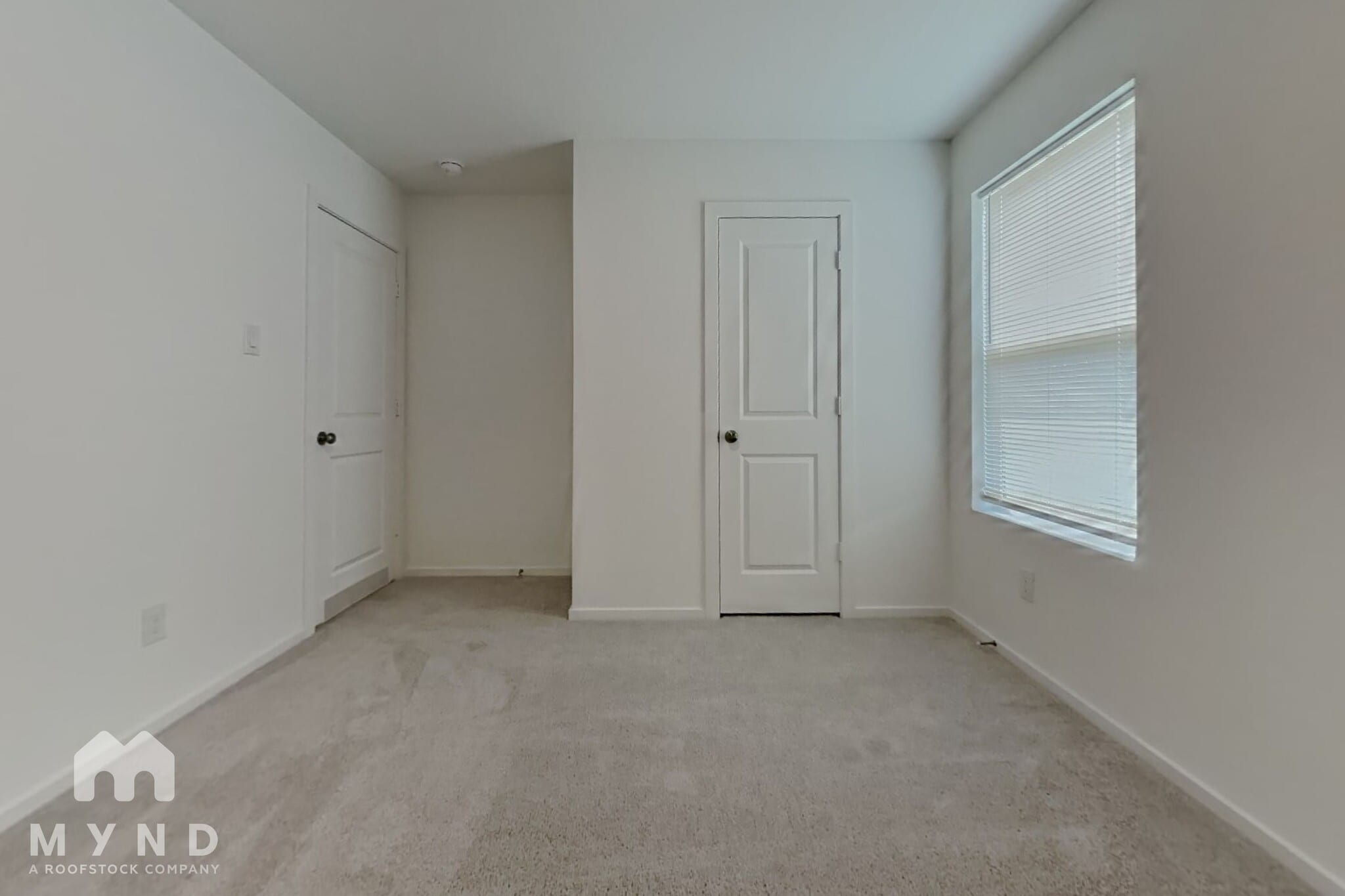 Building Photo - 944 Capracotta Dr