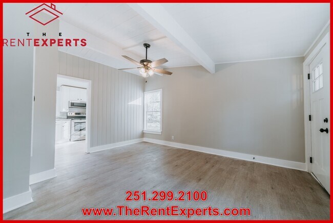 Building Photo - 1377 W Riviera Dr