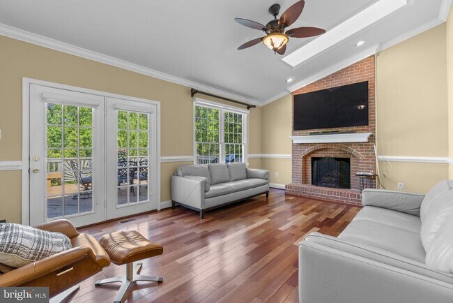 Building Photo - 10211 Brightstone Pl