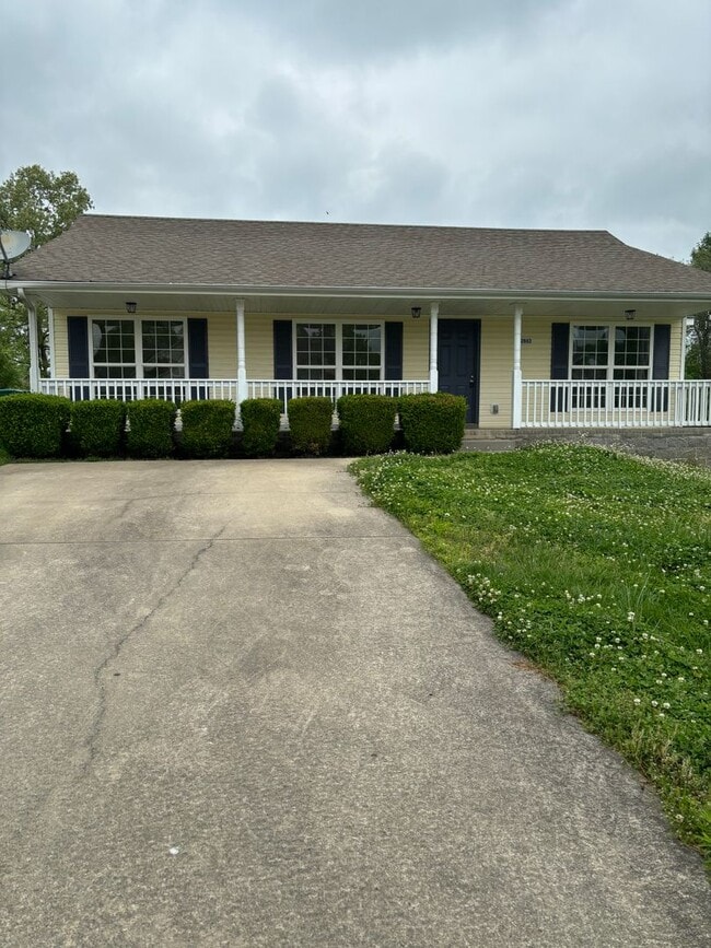 Building Photo - 2863 Rome Ln