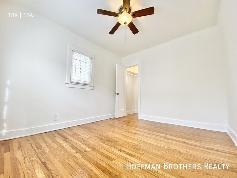 Building Photo - 5414 Fountain Ave
