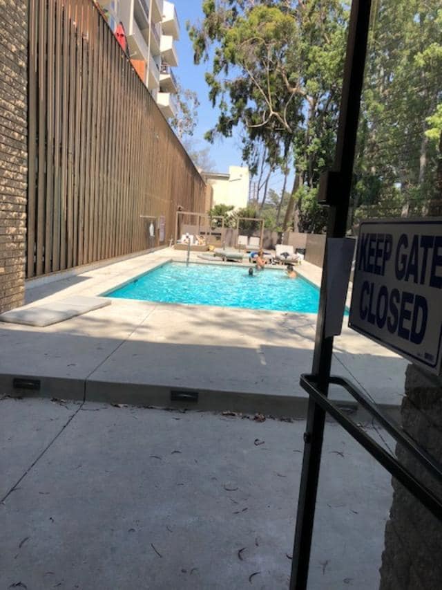 Building Photo - 3949 Los Feliz Blvd