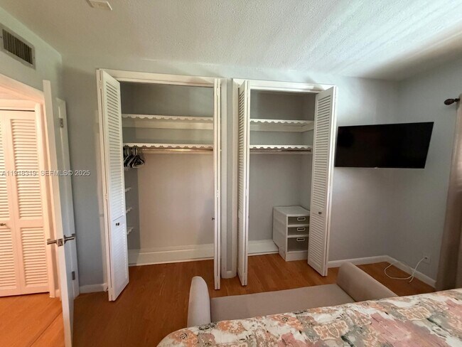 Building Photo - 630 Layne Blvd