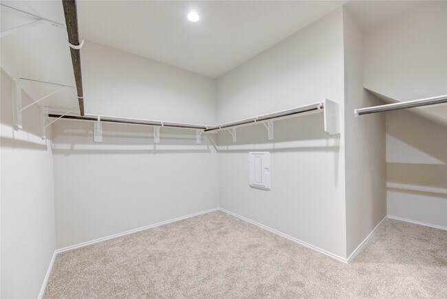 Building Photo - 4215 Fornari Ln