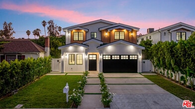 Building Photo - 4539 Longridge Ave