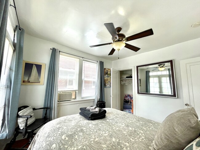 Building Photo - 6655 Berthold Ave