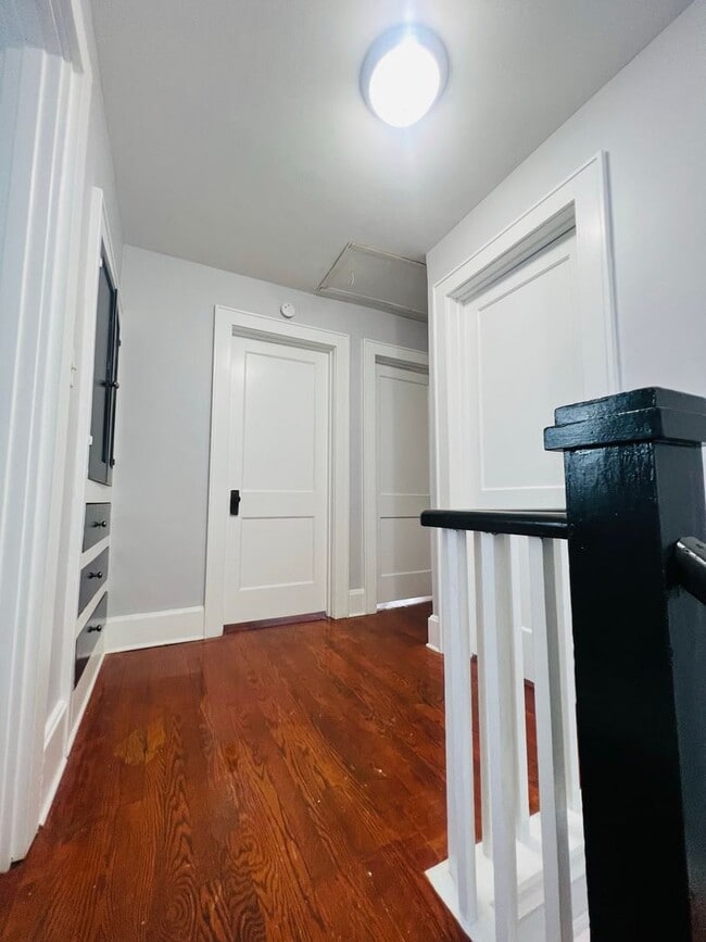 Building Photo - Charming 3-Bedroom Home – Don’t Miss This One