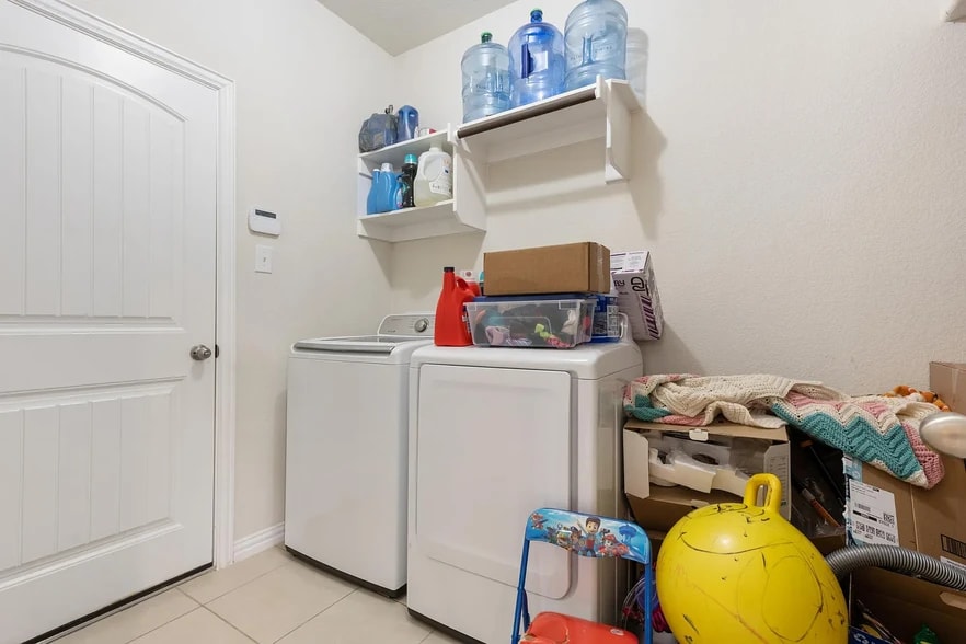 Building Photo - 3728 Mineral Dr