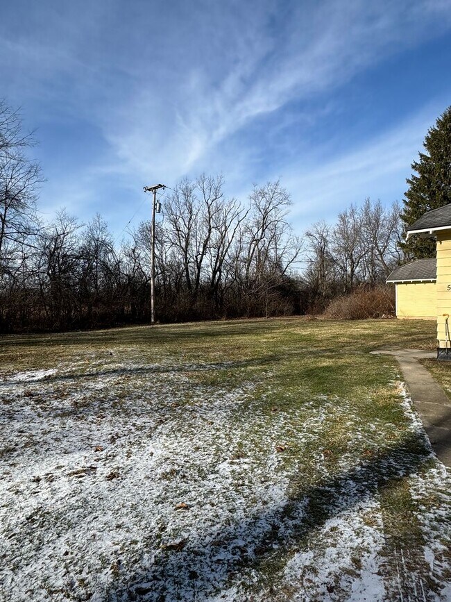 Building Photo - Charming 4-Bedroom Home in Private Setting