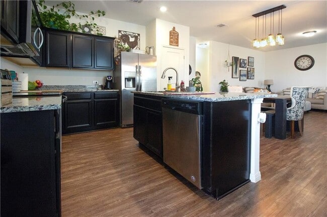 Building Photo - 336 Flower Smith Ln