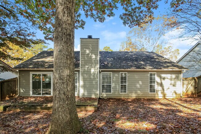 Building Photo - 1394 Luther Way